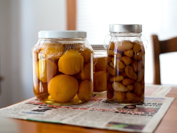 نگهداری مواد غذایی در خانه نگهداری مواد غذایی در خانه