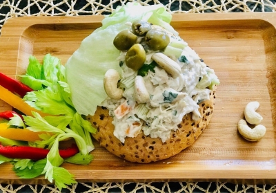 سالاد مرغ و کرفس