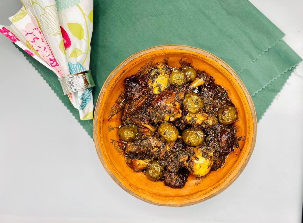 خورش گوجه سبز خورش گوجه سبز