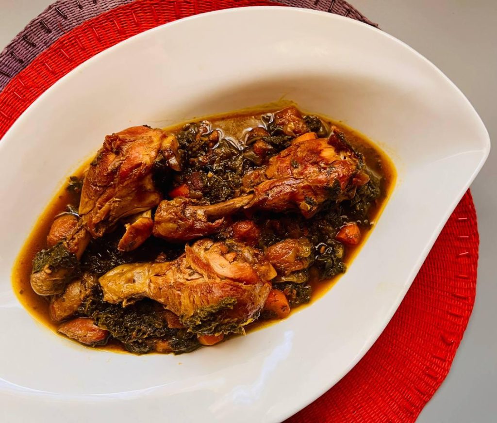 خورش مرغ سبز و طلایی خورش مرغ سبز و طلایی