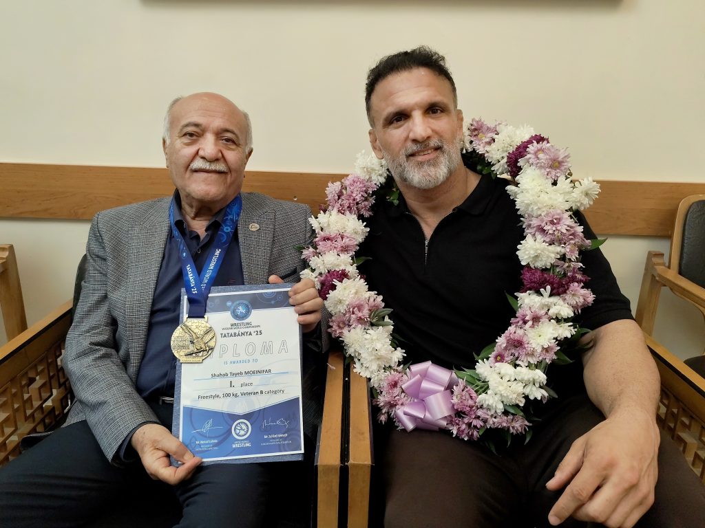 برگزاری مراسم تجلیل از مهندس شهاب معینی فر برگزاری مراسم تجلیل از مهندس شهاب معینی فر